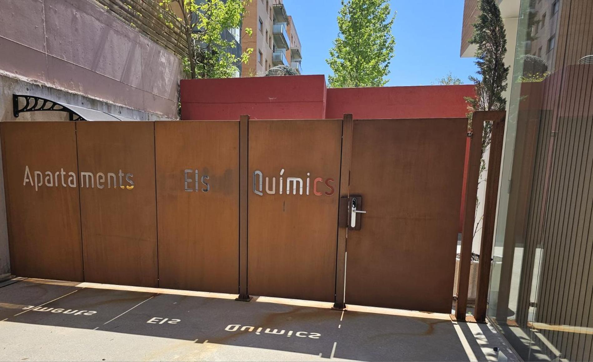 Apartaments Els Quimics Gerona Exterior foto